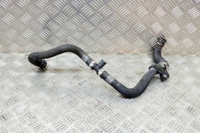 Furtun de lichid de răcire MASERATI GHIBLI M157 2016 OEM: 6622116A22 13978831