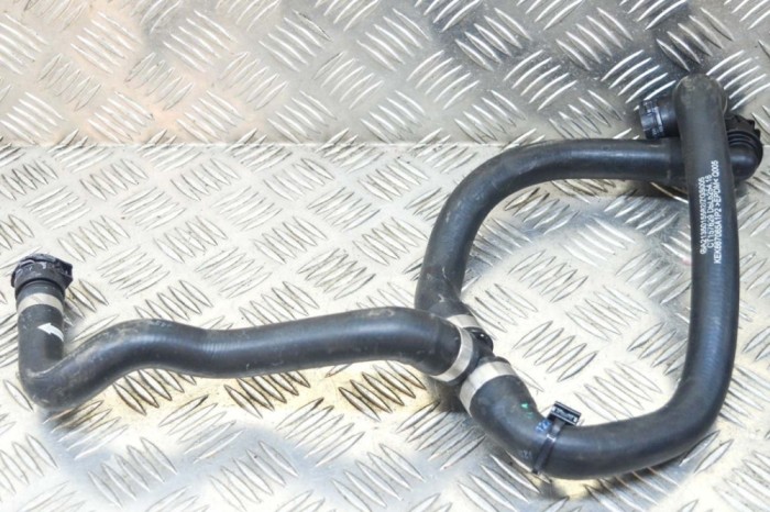 Furtun de lichid de răcire MERCEDES-BENZ E W213 2017 OEM: A2135015582 13249532