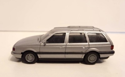 Masinuta VW Passat B3 Variant Herpa 1/87 HO, macheta auto, Made in W. Germany, anii &amp;#039;80, miniatura, 5 cm, colectie (18) foto