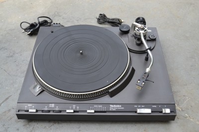 Pick up Technics SL 3310 foto