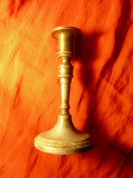 Sfesnic vechi metalic ,urme de bronz , h=15 cm