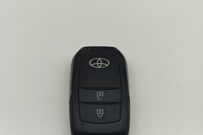 Cheie de contact TOYOTA C-HR _X2_, _H2_ 2023 OEM: 8990H-F4030 30906923