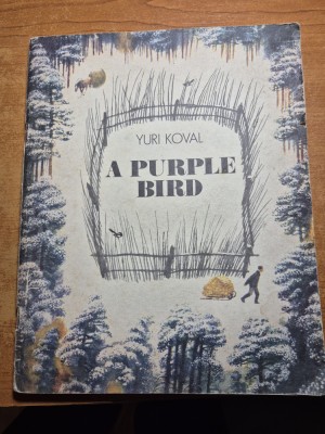 carte pentru copii in limba engleza - a purple bird - din anul 1983 foto