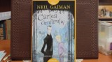 NEIL GAIMAN - CARTEA CIMITIRULUI - ROMAN DE GROAZA - POVESTEA UNUI COPIL, 2008, Alta editura