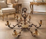 Superb set de 2 candelabre de dimensiuni mari din bronz masiv in stilul Rococo,piese cu o lucrătură de o foarte mare finețe