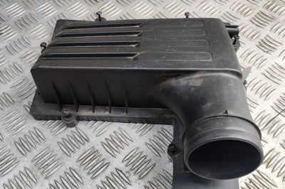 Carcasa filtru de aer (partea superioară) AUDI A3 Limousine 8VS, 8VM 2018 OEM: 5Q0129607AC 30783040 foto