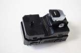 Buton geam ușă dreapta spate KIA SPORTAGE QL 2017 OEM: 93590-D9100 3745642