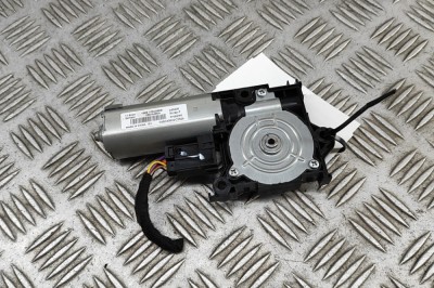 Motor trapa FORD KUGA III DFK 2024 OEM: LJ6B-15B689-BA 31199529 foto