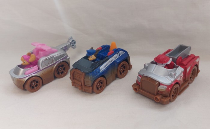 Set 3 masinute Paw patrol din metal ,originale, Chase Skye si Marshall