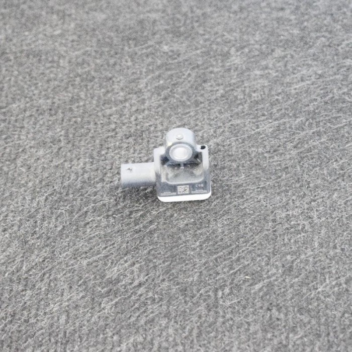 Senzor de impact dreapta față VW AMAROK 2H_, S1B 2012 OEM: 2H0959351 10023602