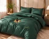 Set lenjerie de pat din microfibră, 3 piese, verde smarald, cu broderie aurie &ndash; 200 &times; 220 cm