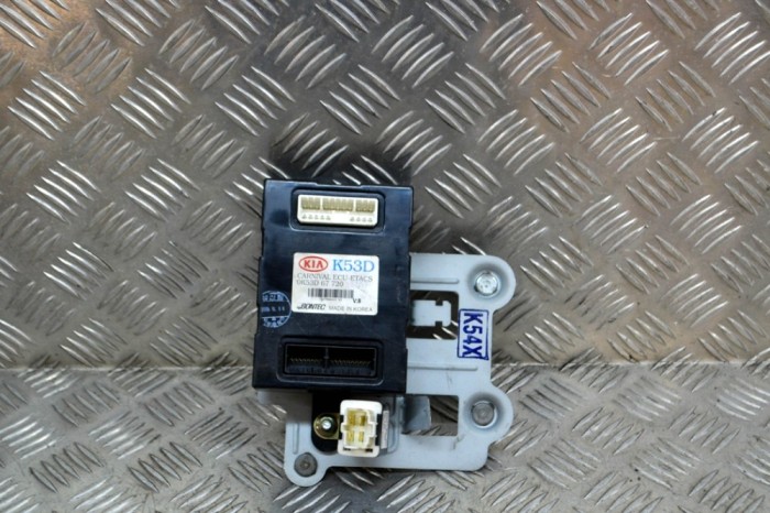 Modul de confort KIA CARNIVAL II GQ 2003 OEM: 0K53D67720 | 13502968