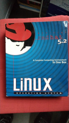 LINUX - RED HAT 5.2 - OPERATING SYSTEM - CU CD foto