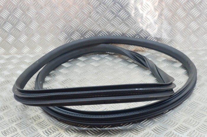 Garnitura ușă dreapta față JAGUAR I-PACE X590 2020 OEM: J9D3-20708-A | 12167511
