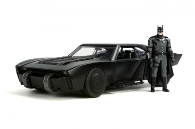 JADA BATMAN MASINUTA RC BATMOBILE 2022 1:18 foto