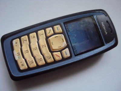 Telefon Nokia 3100, folosit foto