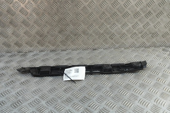 Suport bara de protecție dreapta spate SKODA SUPERB III Estate 3V5 2021 OEM: 3V9807394 | 31890873