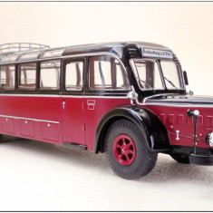 Macheta autobuz Mercedes-Benz O 10000 1:43 Premium ClassiXXs