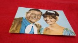 CARTE POSTALA -JOHN WAYNE/CLAUDIA CARDINALE NECIRCULATA