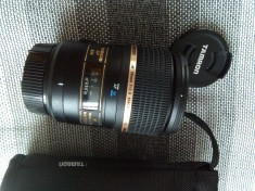 obiectiv Tamron SP AF 90mm f/2.8 Di Macro 1:1 (Nikon) foto
