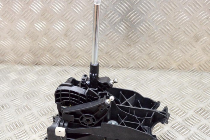 Timonerie cutie de viteze FORD PUMA J2K, CF7 2022 OEM: L1TR-7C453-BLF 17216930