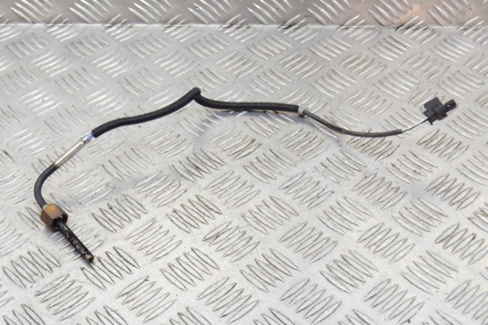 Senzor de temperatură MERCEDES-BENZ C W205 2016 OEM: A0009056804 12101122