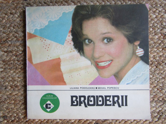 BRODERII - Liliana Podoleanu, Mihail Popescu