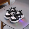 Adidasi negri cu alb cu luminite - Star (Marime Disponibila: Marimea 25), Superbaby