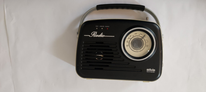 RADIO SILVA SCHNEIDER MODEL 1965A USB/CARD/AUX/MICROFON/ FUNCTIONEAZA