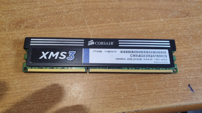 Ram PC Corsair 2 GB DDR2 1600MHz CMX4GX3M2A1600C9