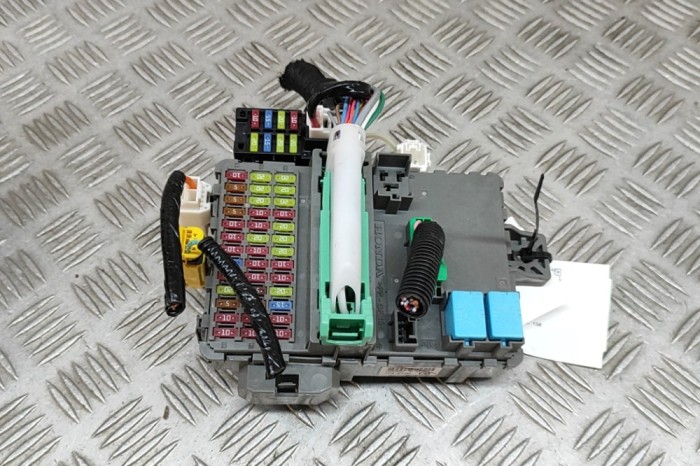 Modul panou de siguranțe HONDA CR-V V RW 2021 OEM: 38200-TPA-E12 30444940