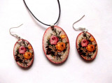 Set bijuterii lemn cu model floral, trandafiri galbeni, roz 40466