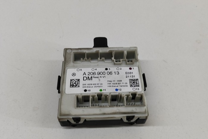 Modul de control ușă dreapta spate MERCEDES-BENZ C W206 2021 OEM: A2069000613,A2069028703,A2069017105 | 26957521