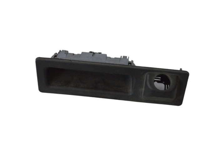 Comutator deschidere haion BMW 4 Coupe F32, F82 2019 OEM: 7463163 24400397