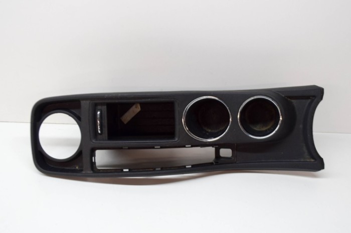 Ornament consola centrală OPEL ZAFIRA TOURER C P12 2012 OEM: 20913294,498951029,2068695,2068682 13595710