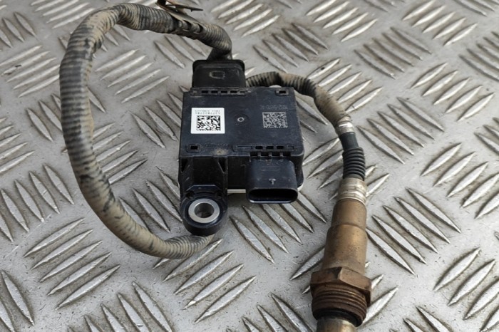 Sonda lambda LAND ROVER RANGE ROVER VELAR L560 2018 OEM: HJ32-5H310-AC | 32192922