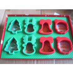 Set 8 forme de prajituri pentru Craciun, 4 modele,silicon
