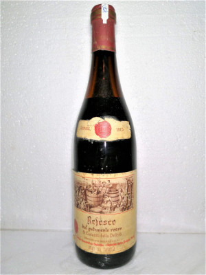 C 52 -vin rosu, refosco, dal peduncolo rosso, cl 72 gr 13 recoltare 1975 foto