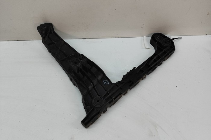 Suport bara de protecție st&acirc;nga spate AUDI A5 F53 2017 OEM: 8W6807453 | 31221900