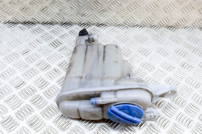 Vas de expansiune AUDI A4 Avant 8K5, B8 2013 OEM: 8K0121403Q | 21071418