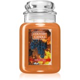 Country Candle Merlot Vines lum&acirc;nare parfumată 737 g