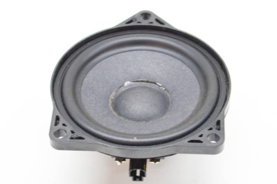Difuzor ușă dreapta spate TESLA MODEL Y 2020 OEM: 1079742-00-A 13828322 foto