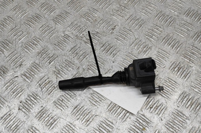 Bobina de inducție de &icirc;naltă tensiune BMW X2 F39 2018 OEM: 8643360 | 31881247