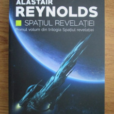 Alastair Reynolds - Spatiul revelatiei volumul 1