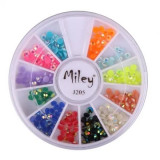 Cumpara ieftin Decor Pentru Unghii Miley 12 Pozitii Multicolor