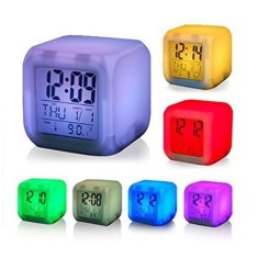 Ceas Cub Multicolor cu Calendar , Termometru si Alarma
