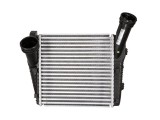 Intercooler Audi Q7 (4L), 2006-2015, Porsche Cayenne 2008-2017; cutie automata 3.0 TDI; VW Touareg 2004-2018; motor 2.5 TDI/3.0 TDI, diesel, aluminiu