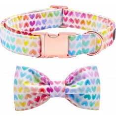 Set 2 piese papion si guler pentru caini Aring Pet, XL, lungime reglabila intre 40.6 si 60 cm, latime 3.2 cm, bumbac, metal, inimi, multicolor
