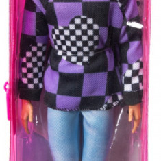 Papusa Barbie Fashionistas - Baiat Blond cu Bluza cu Imprimeu Geometric | Mattel