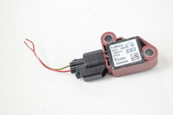 Senzor de impact dreapta spate LAND ROVER RANGE ROVER SPORT L320 2010 OEM: 5H2Z-14B345-BA 4124003
